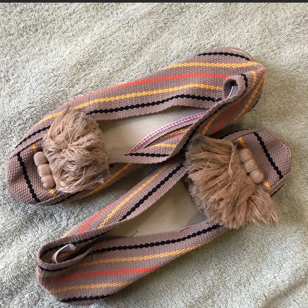 Women’s Casa de Vera Alpargatas PomPom